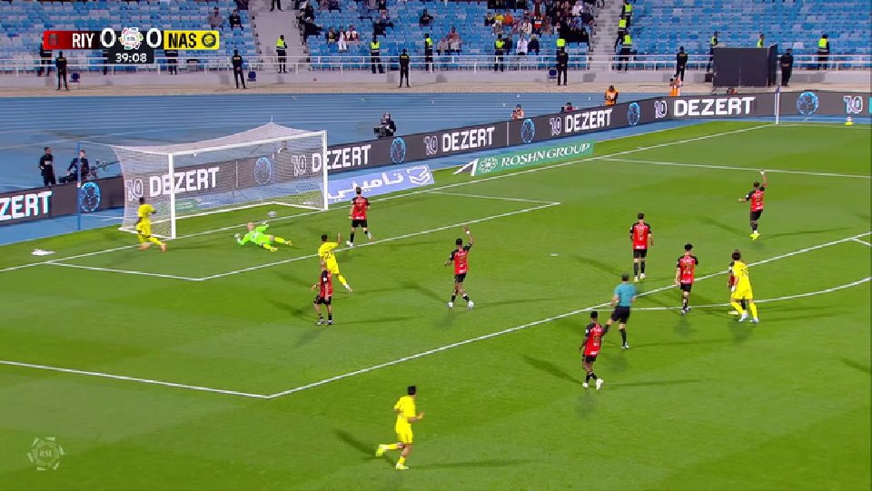 Al-Nassr sufre pero cumple sin Cristiano