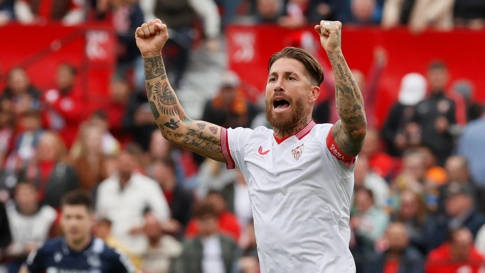 Sergio Ramos intensifie ses efforts pour racheter le FC Séville. EFE