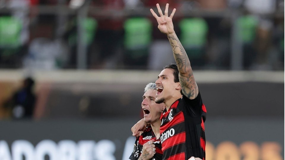 O Flamengo venceu o Red Bull Bragantino por 2 a 1, no Maracanã, pela 28ª rodada do Brasileirão, neste domingo.