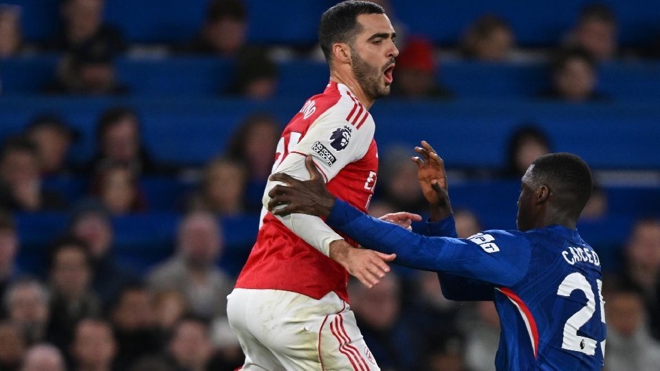 Mikel Merino will undergo surgery on Monday. EFE/Daniel Hambury