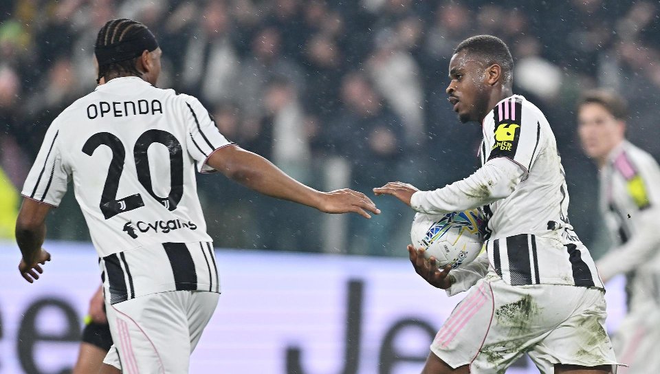 McKennie y Kalulu estimulan a la Juve