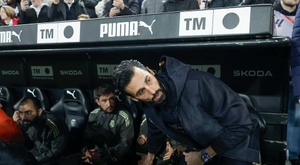 El Madrid sigue el ritmo del Barça con los antecedentes en contra