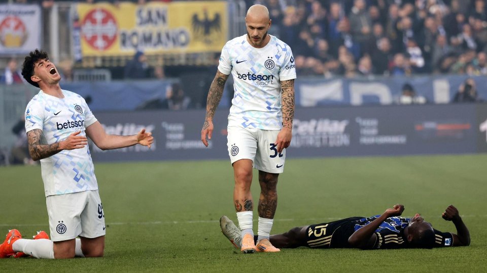 Bastoni quebra o silêncio: "Acentuei a queda, assumo minhas responsabilidades"