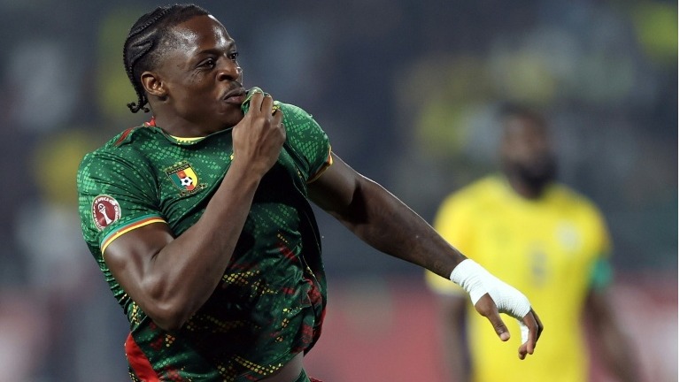 Etta Eyong tourne le dos à la Russie pour privilégier le Barça