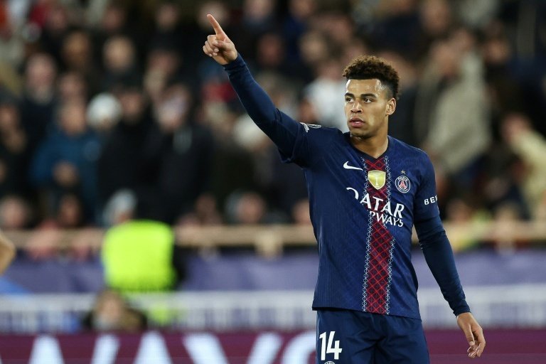 Doue doit se battre pour être titulaire chez les Bleus. AFP