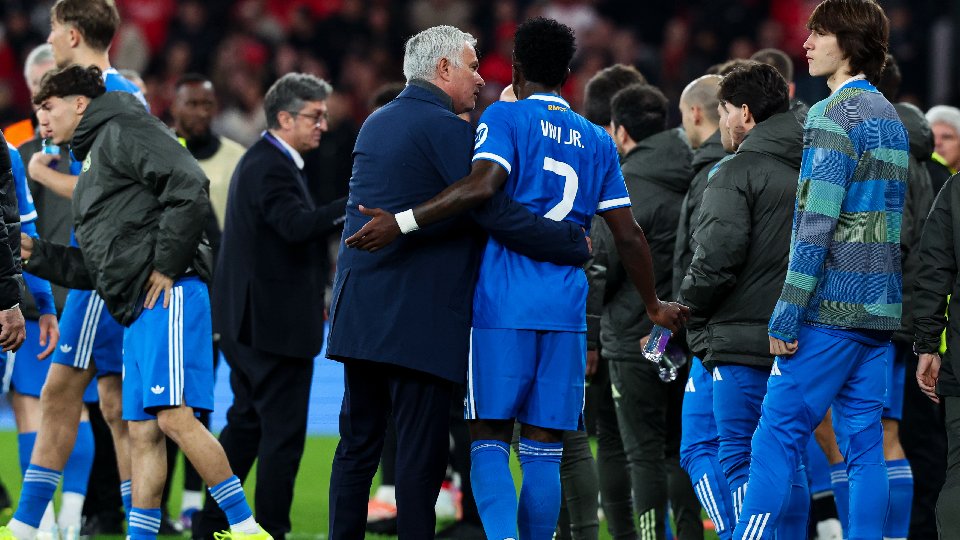 Vini Jr vê com bons olhos possível regresso de Mourinho ao Real Madrid