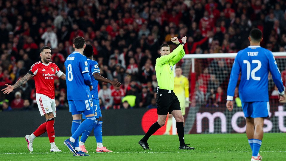 Benfica, pugno di ferro: esclusi cinque soci per insulti razzisti a Vinicius