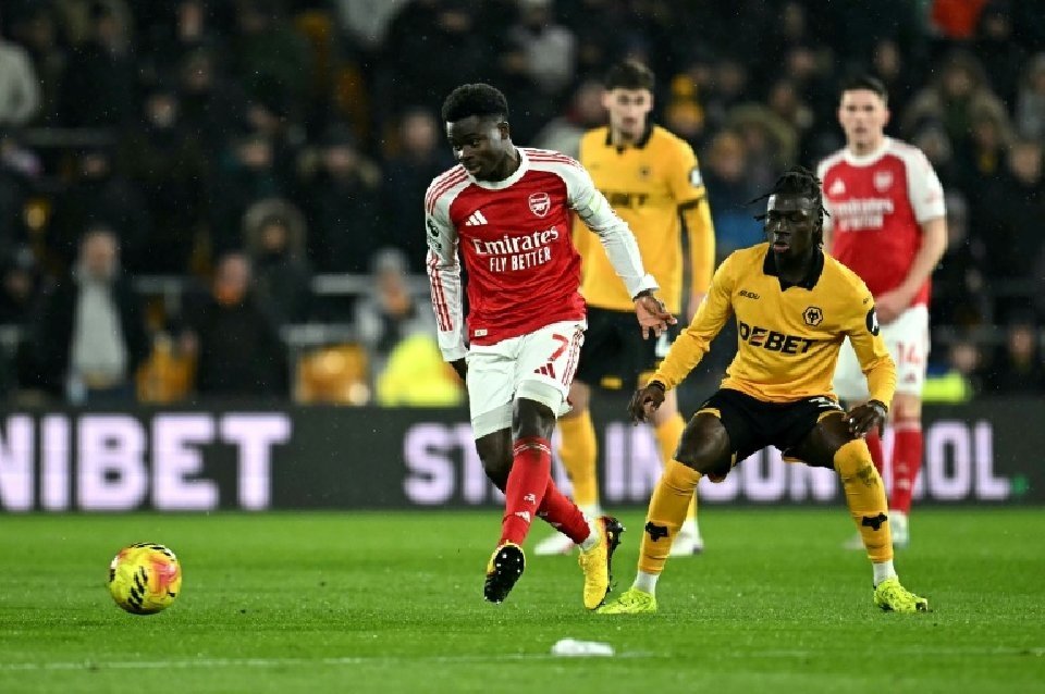 Arsenal craque sur la fin chez le dernier Wolverhampton (2-2)
