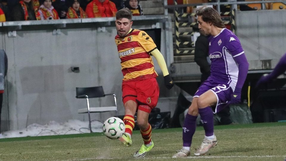 El Noah sorprende; la Fiorentina gana sin problemas