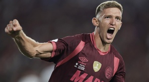 Lanús asesta el primer golpe