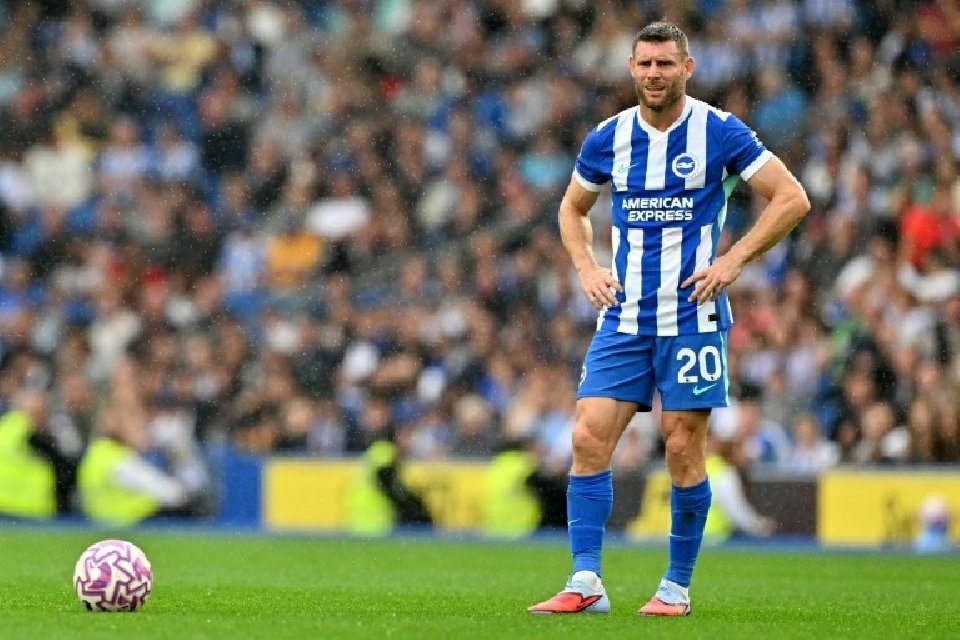 Brighton's Milner breaks Premier League appearance record
