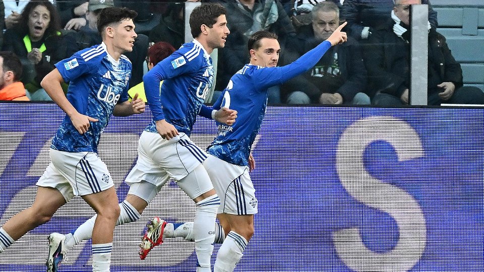 La Juve se queda a rayas