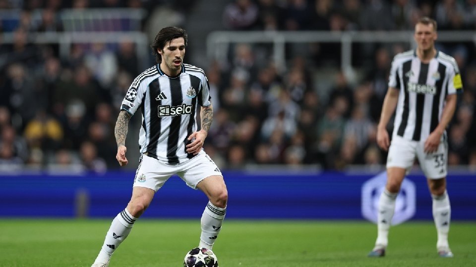 El Newcastle cumple y oposita a Barça o Chelsea