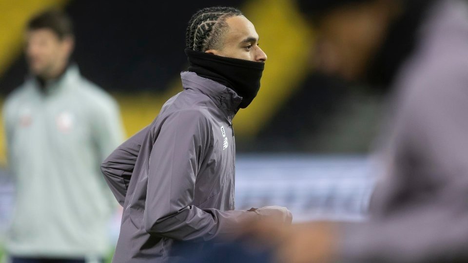 Ethan Mbappé segue la scia del fratello maggiore ed è costretto a lasciare il ritiro, nel suo caso dell'Under 21, a causa di un infortunio.