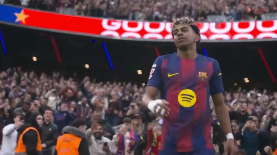 Lamine en estado puro: de aprovechar el error para el 1-0 al golazo del 2-0