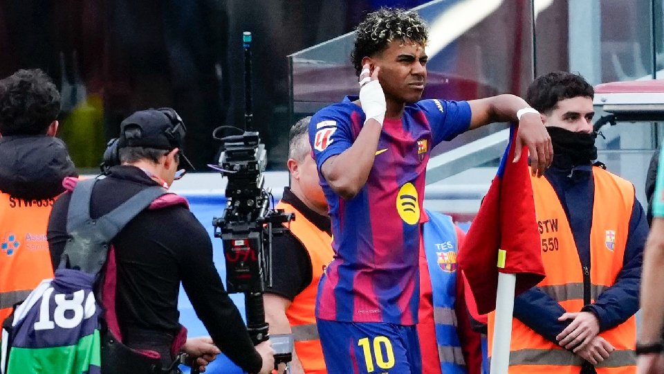 Lamine Yamal invita al fútbol a su fiesta