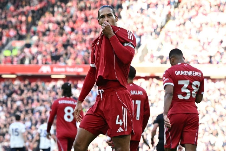 Liverpool s'offre un festival offensif face aux 'Hammers' et accède au top 5