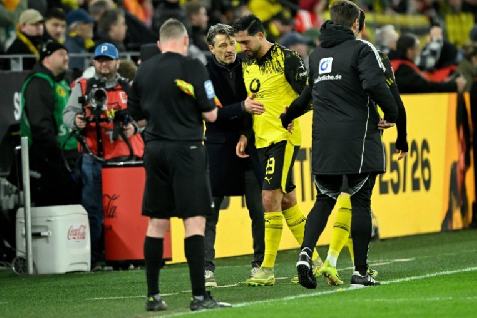 Dortmund captain Can out for season with ACL tear