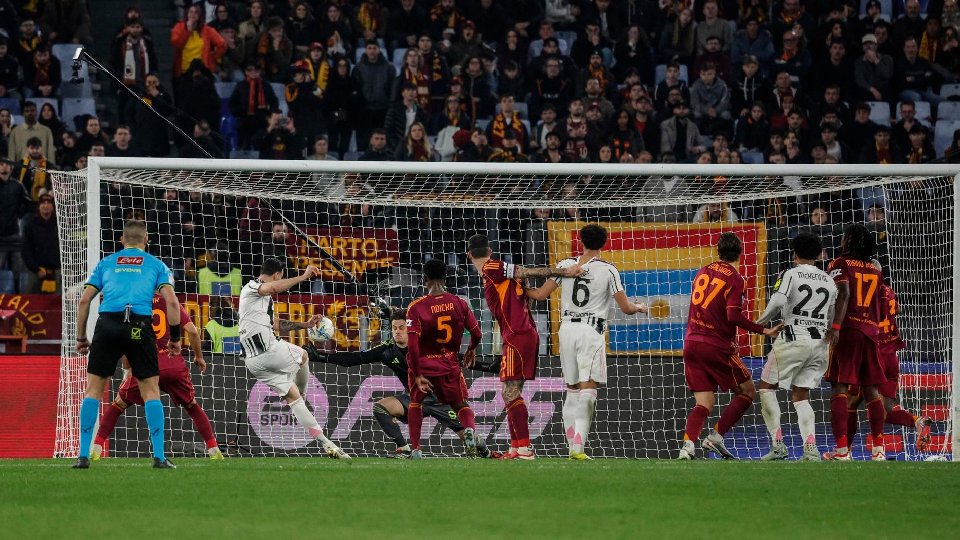 La Juve pesca en el 93'