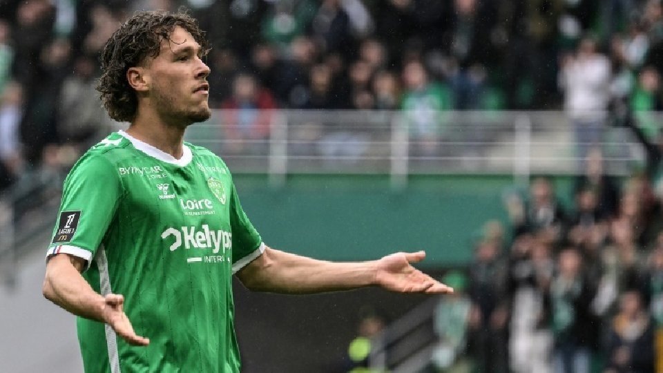 Au terme d’un match longtemps maîtrisé par l’AS Nancy Lorraine, l’AS Saint-Étienne a finalement arraché un point précieux dans les toutes dernières secondes (1-1). Un scénario cruel pour les Lorrains, punis au bout du temps additionnel à la 90+6.