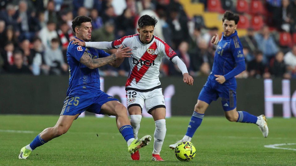 David Costas, octavo goleador del curso en el Oviedo