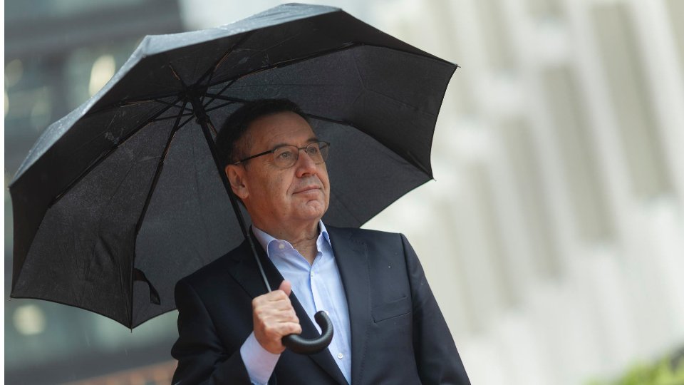 En mi junta nadie metió mano en la caja, y menos yo