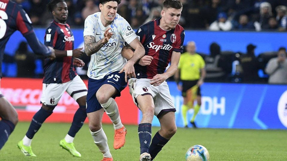 "Bastoni in stampelle tre giorni prima di giocare con l'Italia"