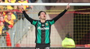 El Lens sigue en la carrera