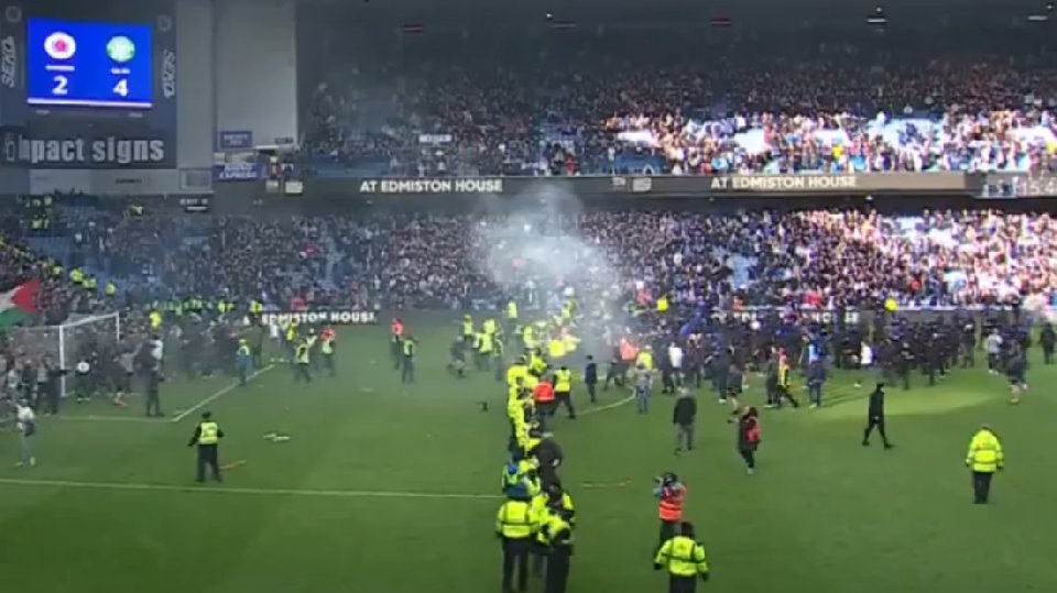 El Celtic se lleva un caótico Old Firm: hubo invasión e incidentes entre aficiones