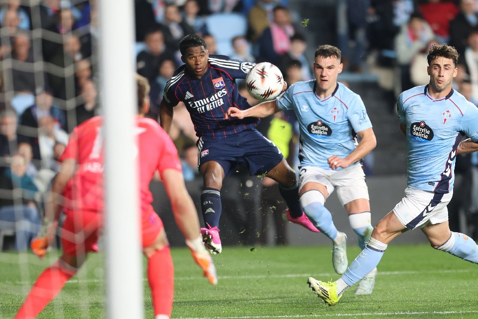 Endrick desinfla la rueda del Celta