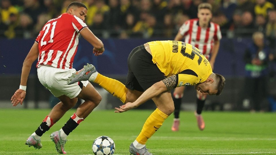 El Borussia dejará ir gratis a Süle y a Özcan