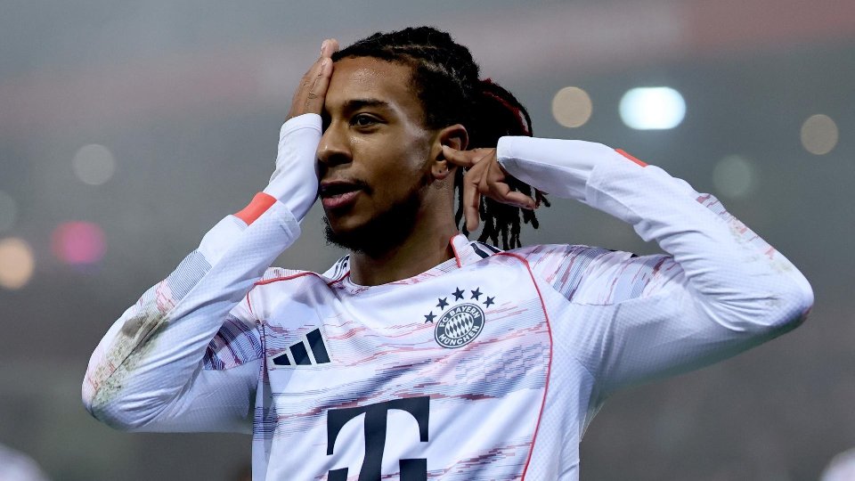 Real Madrid pondera oferta de 160 milhões por Olise, mas Bayern resiste