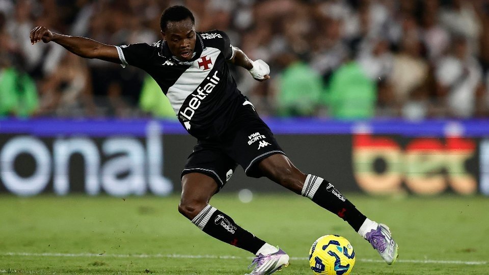 As the Brasileirao showcases the league's most elusive talents, a debate emerges over the tactical adaptation and decision-making of Vasco’s Colombian contingent.