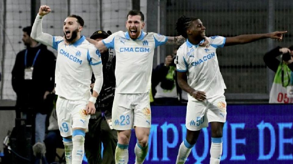 Gouiri salta al rescate