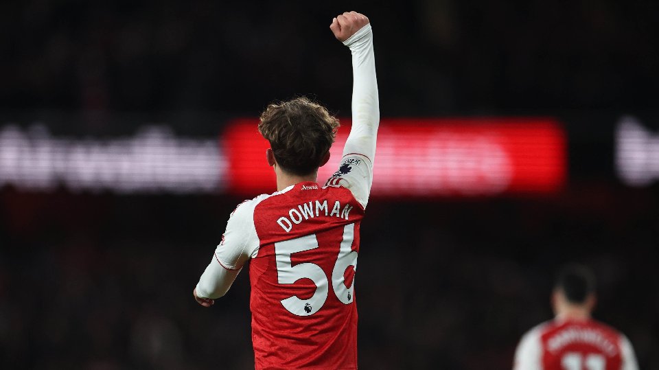 Dowman ya hace las cosas de los mayores