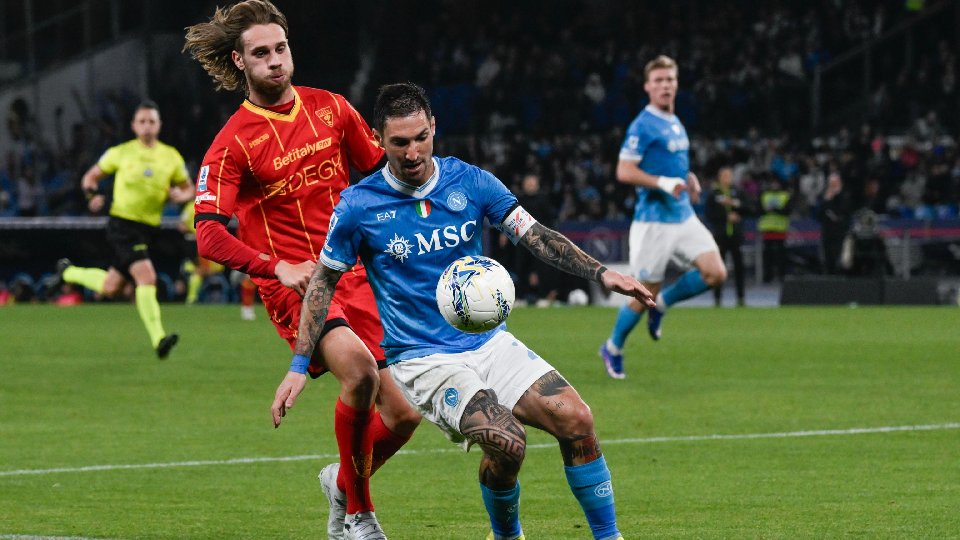 El Nápoles da un paso al frente