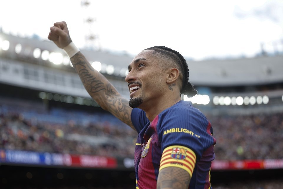 Eric García elege Raphinha como o 