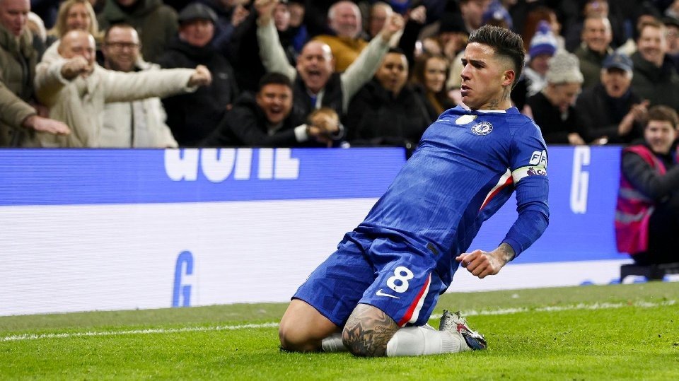 L'avenir d'Enzo Fernández à Chelsea est incertain. EFE/David Cliff