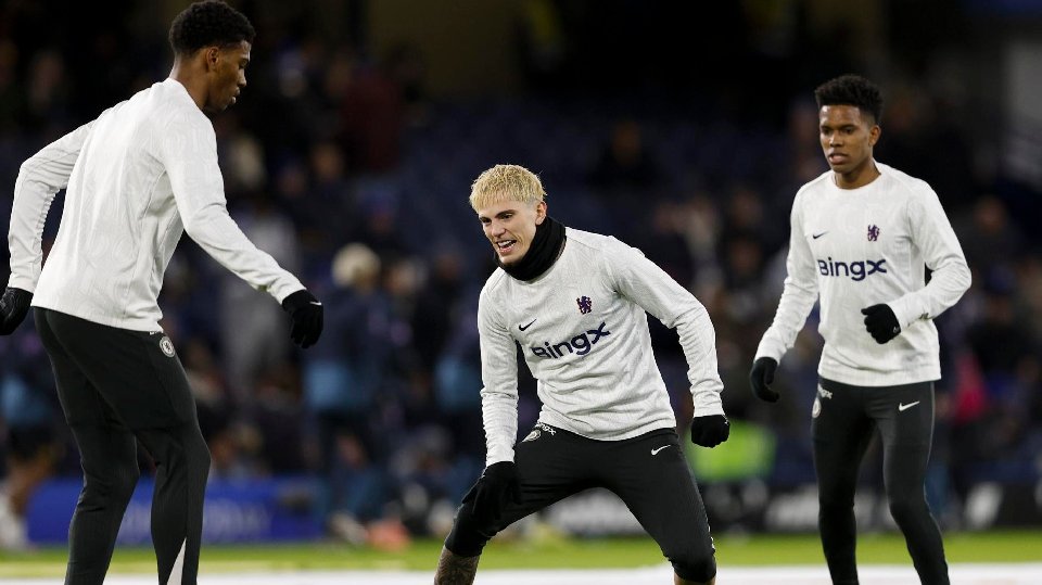 Garnacho sends message on Man Utd while 'focused' on Chelsea