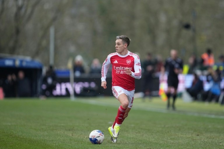 Arsenal's Trossard says Leverkusen win ideal ahead of EFL Cup final