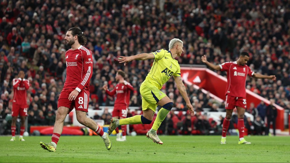 El Liverpool se acuesta cuando la fiesta aún no ha terminado