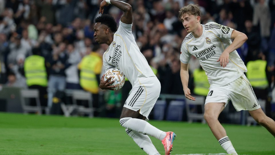 Il Real Madrid vince il derby e resta in scia al Barça