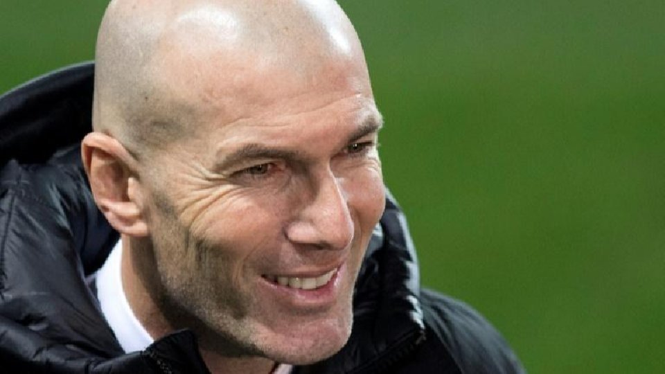 Zinedine Zidane et la FFF auraient trouvé un terrain d'entente pour l'après-Deschamps. AFP