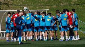 Lamine, Llorente y Laporte, bajas en la primera sesión