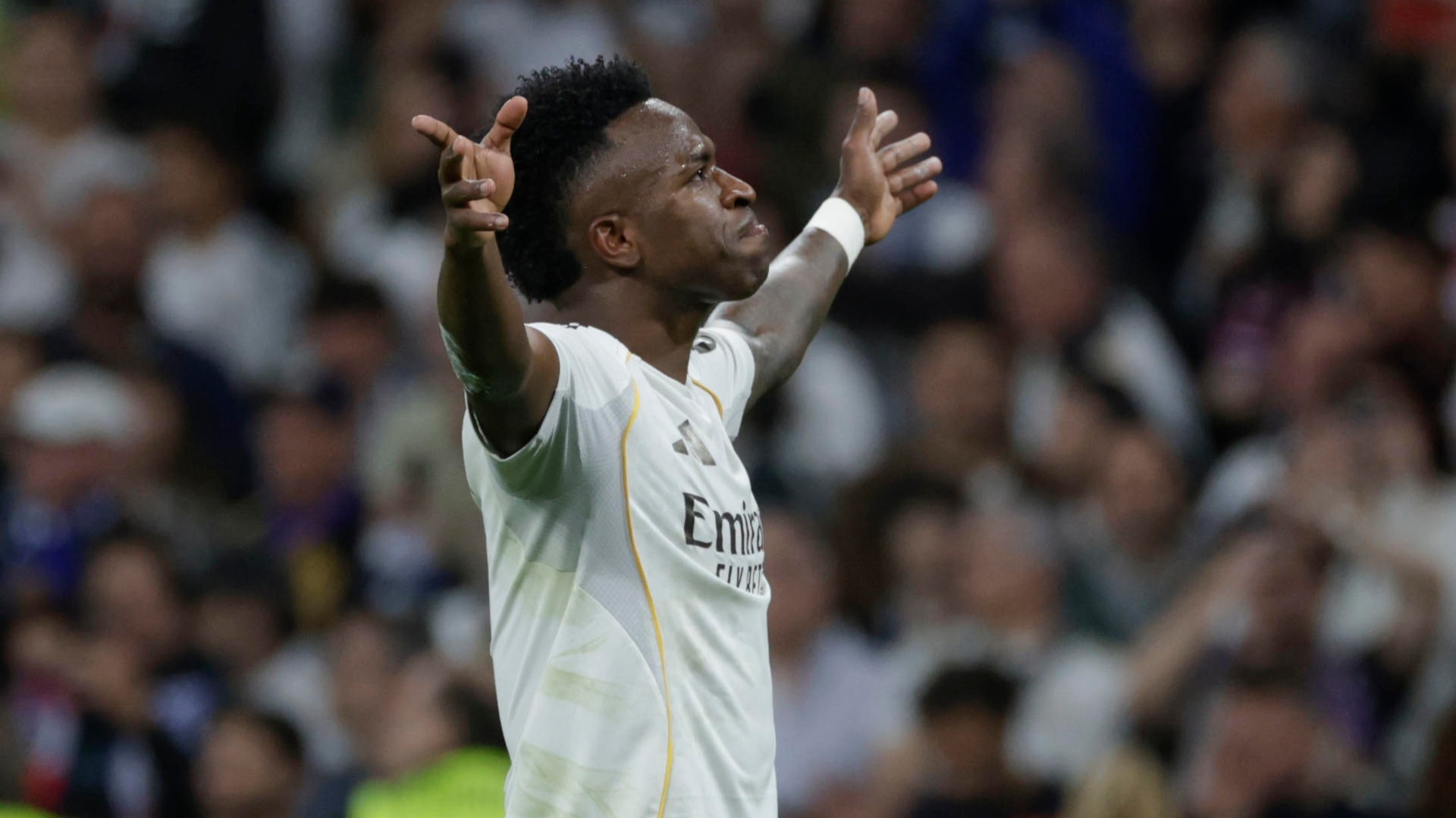 Pienso jugar en el Real Madrid mucho tiempo