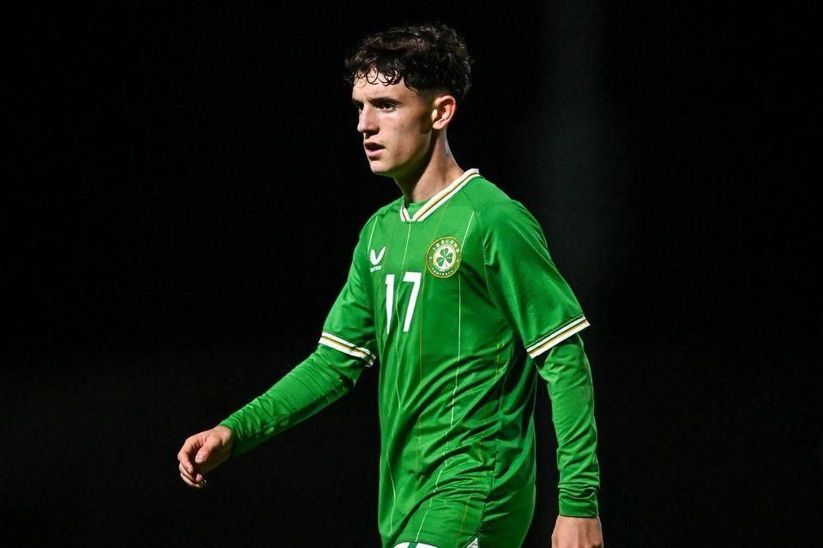 El internacional irlandés con récord en Segunda al que vigila España