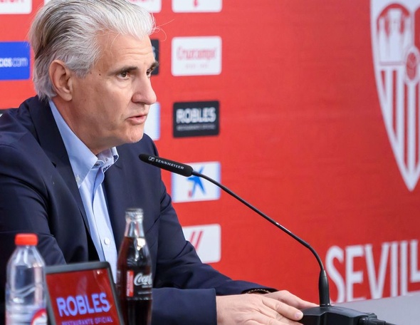 Actualidad del Sevilla: el velatorio de Cordón, comidilla nacional