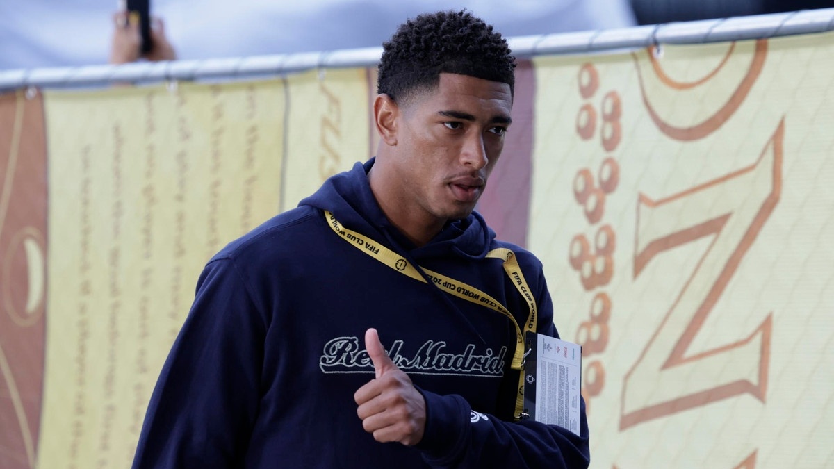 Bellingham admite su error: En el Borussia ya me dijeron que debía operarme del hombro