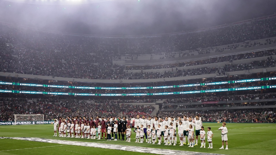 Fallece un hombre al caer de un palco en el Estadio Azteca