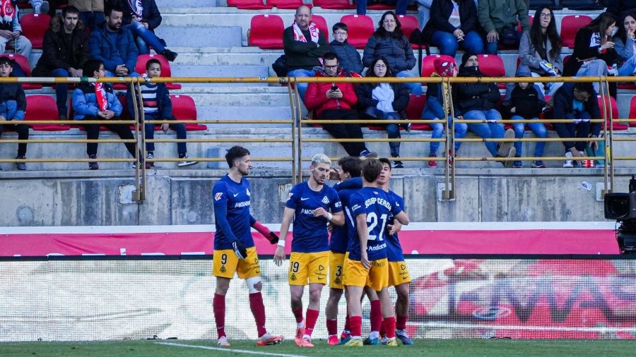 El Andorra da un paso real a la permanencia